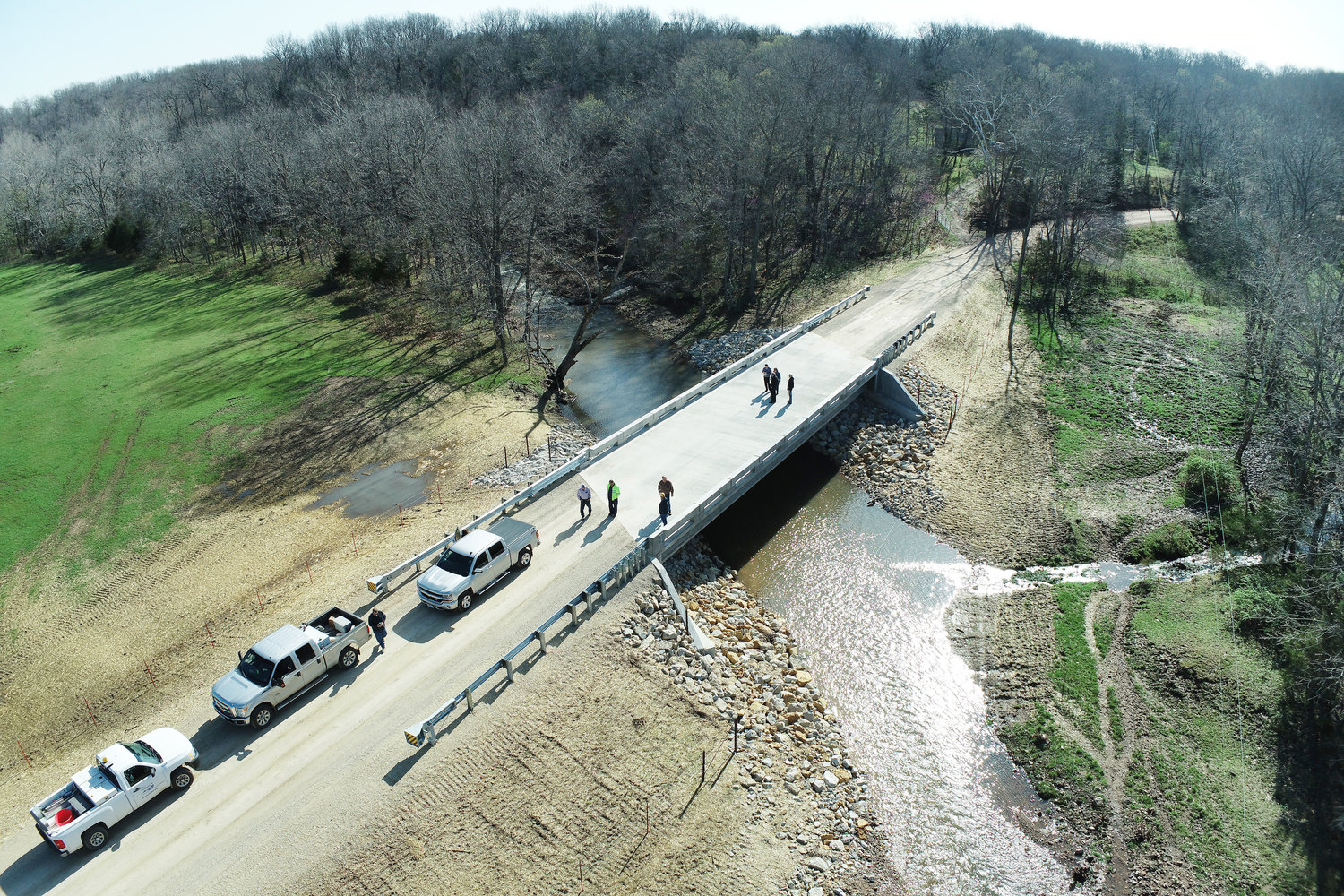 The Maries County Commission, MECO Engineering, MoDOT, and MERA Construction had representatives who gathered at the county’s recently completed new BRO bridge on MCR 608 over the Tavern Creek on the county’s west side.